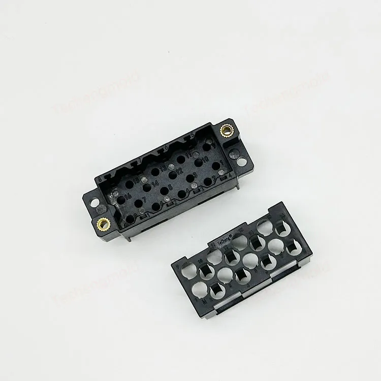 特诚科技PBT精密注塑件实拍 2